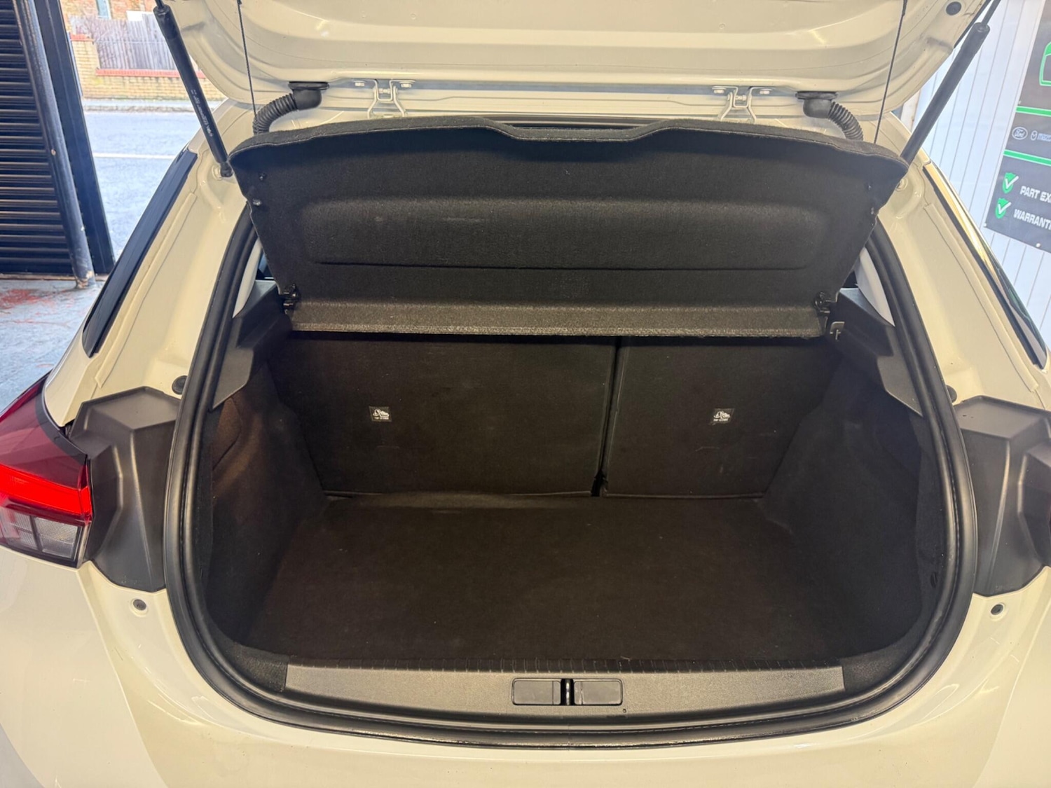 Used Vauxhall Corsa for sale - 76728374: Photo 14