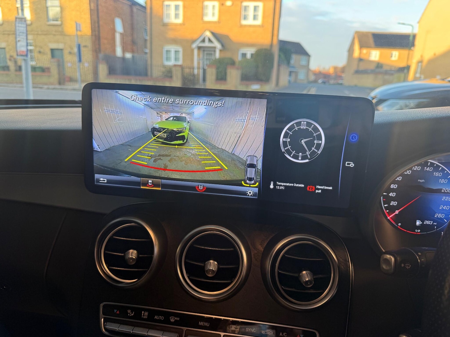 Used Mercedes-Benz C Class 2016 for sale - 76952945: Photo 11