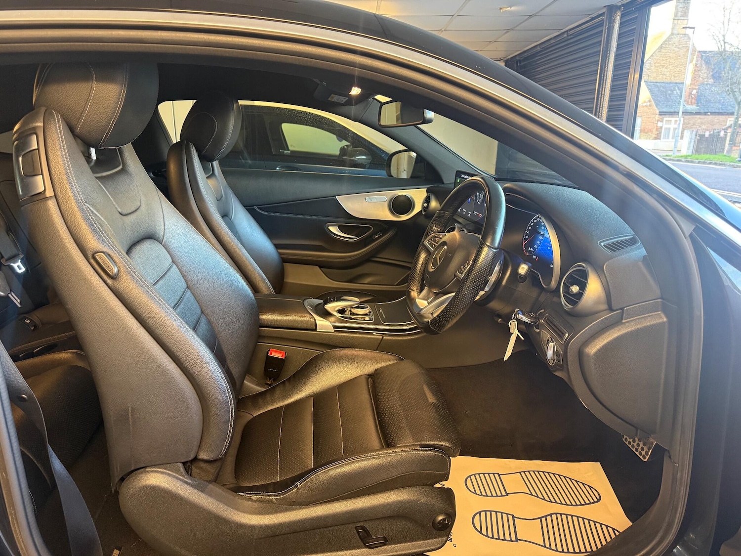 Used Mercedes-Benz C Class 2016 for sale - 76952945: Photo 9