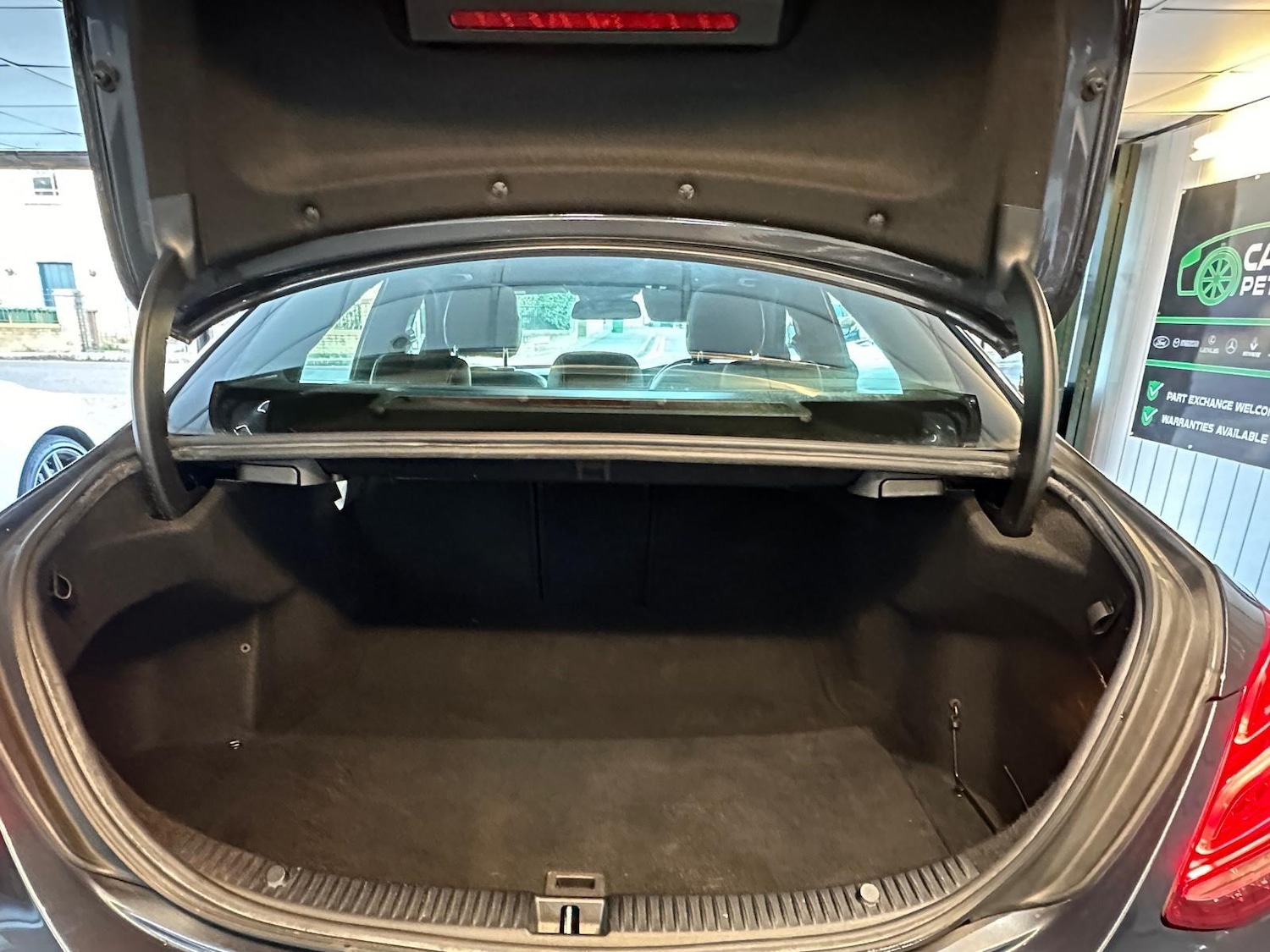 Used Mercedes-Benz C Class 2014 for sale - 76823805: Photo 10