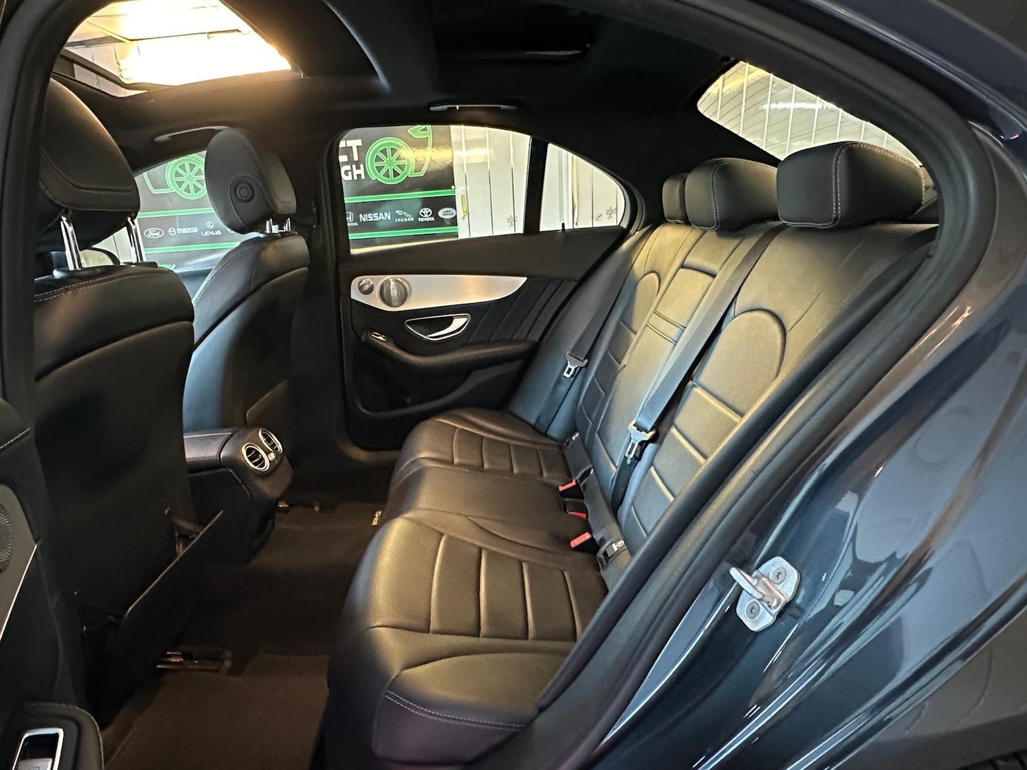 Used Mercedes-Benz C Class 2014 for sale - 76823805: Photo 12