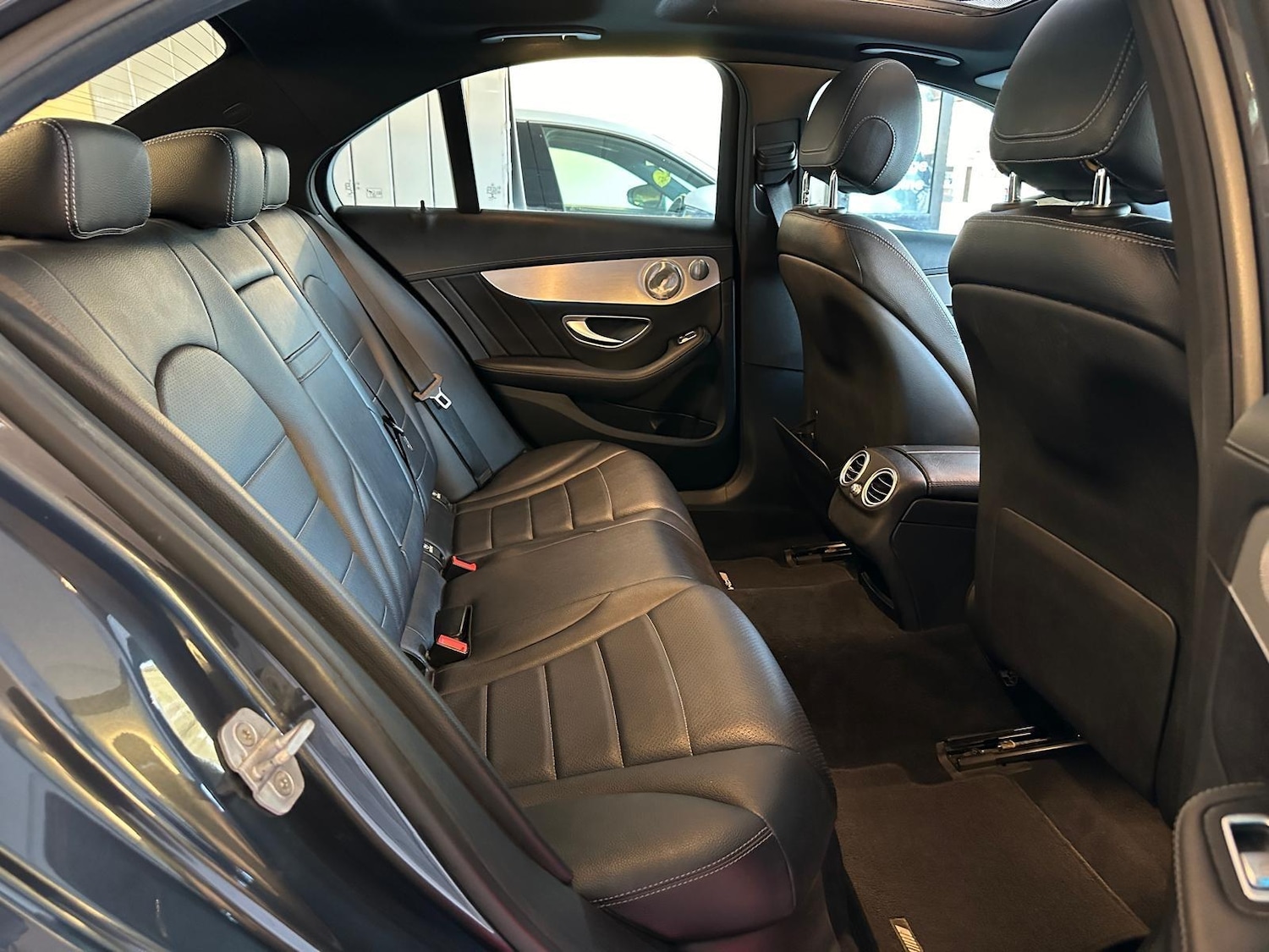 Used Mercedes-Benz C Class 2014 for sale - 76823805: Photo 15