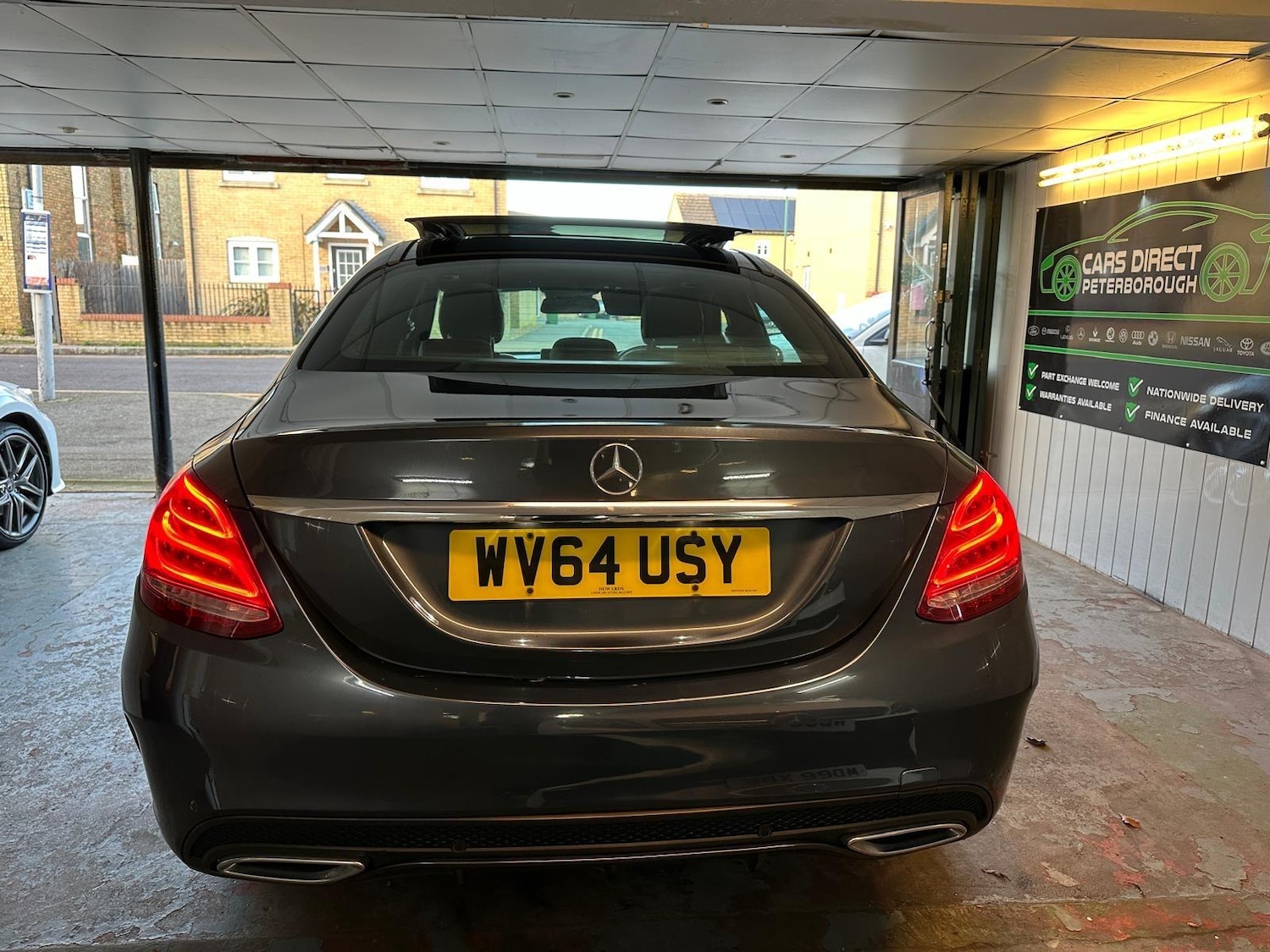 Used Mercedes-Benz C Class 2014 for sale - 76823805: Photo 8