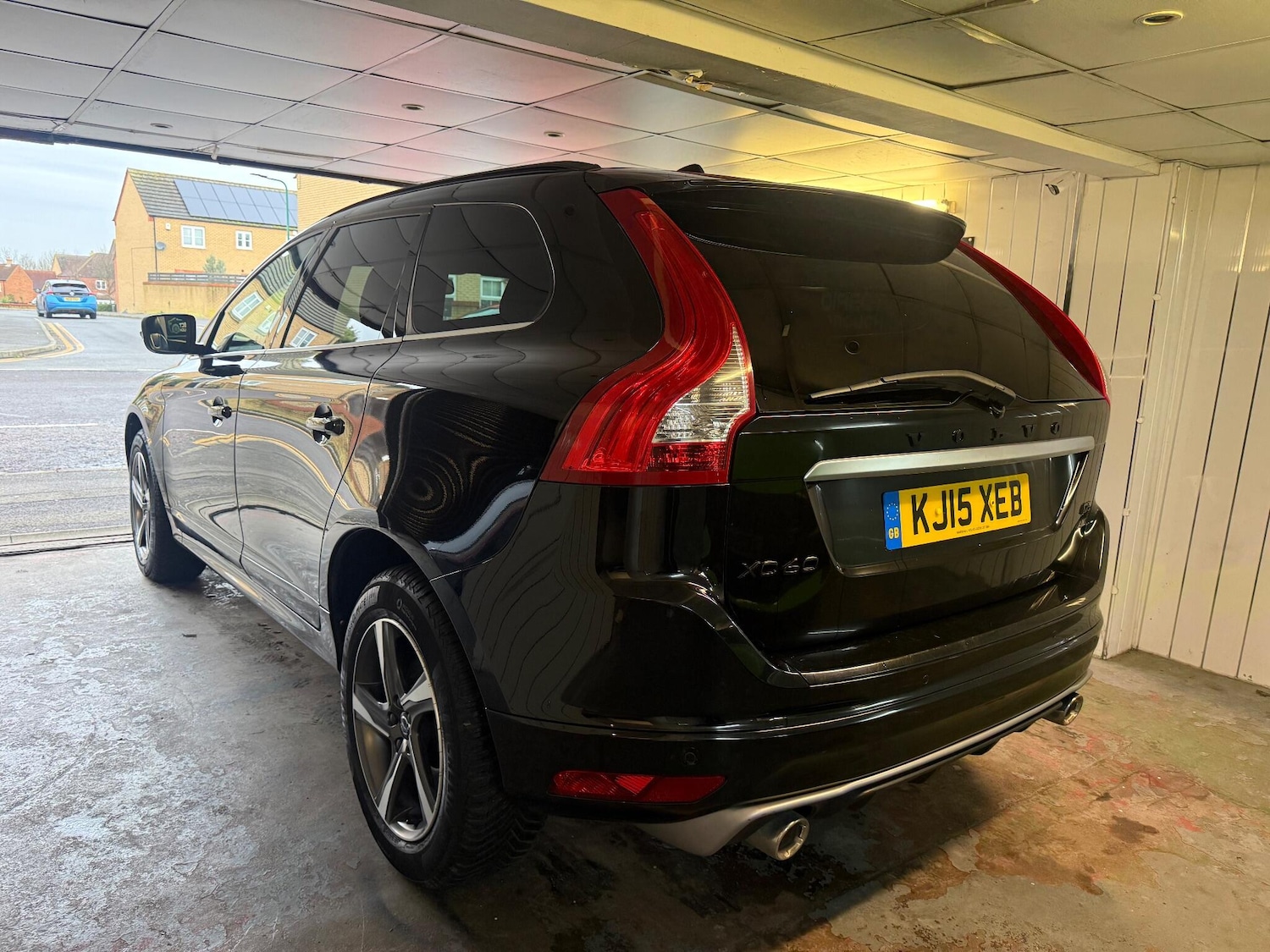 Used Volvo XC60 2015 for sale - 76975520: Photo 6