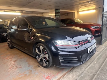 Used Volkswagen Golf 2016 for sale - 75001554: Photo