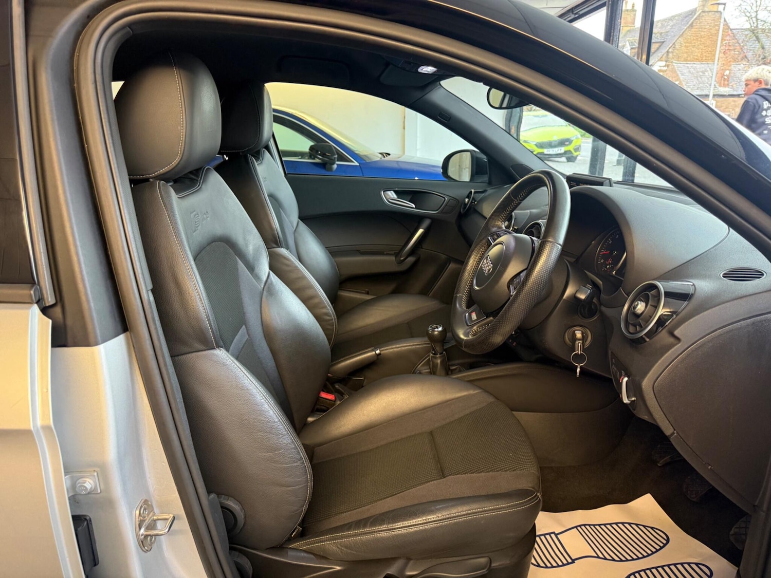 Used Audi A1 for sale - 76993400: Photo 9