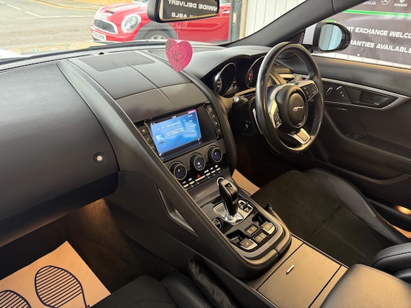 Used Jaguar F-Type 2017 for sale - 75729924: Photo 18