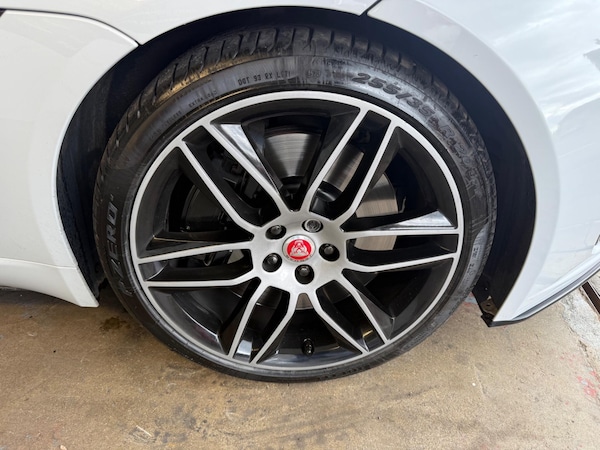 Used Jaguar F-Type 2017 for sale - 75729924: Photo 27