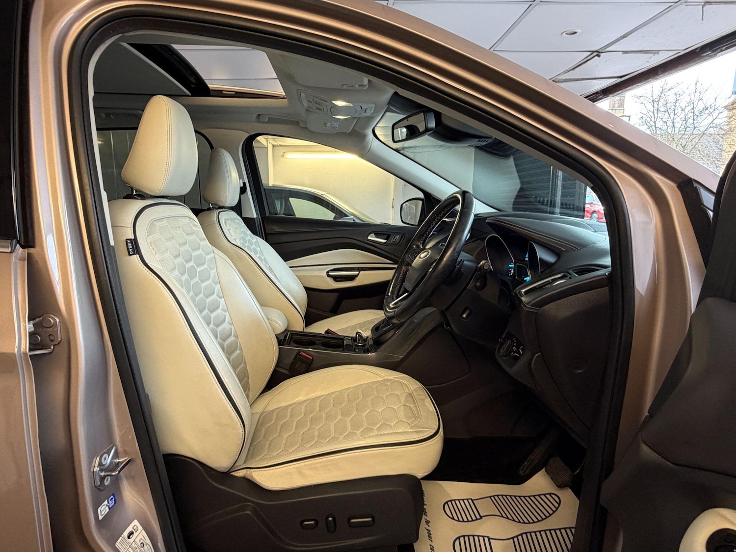 Used Ford Kuga 2017 for sale - 77120811: Photo 10