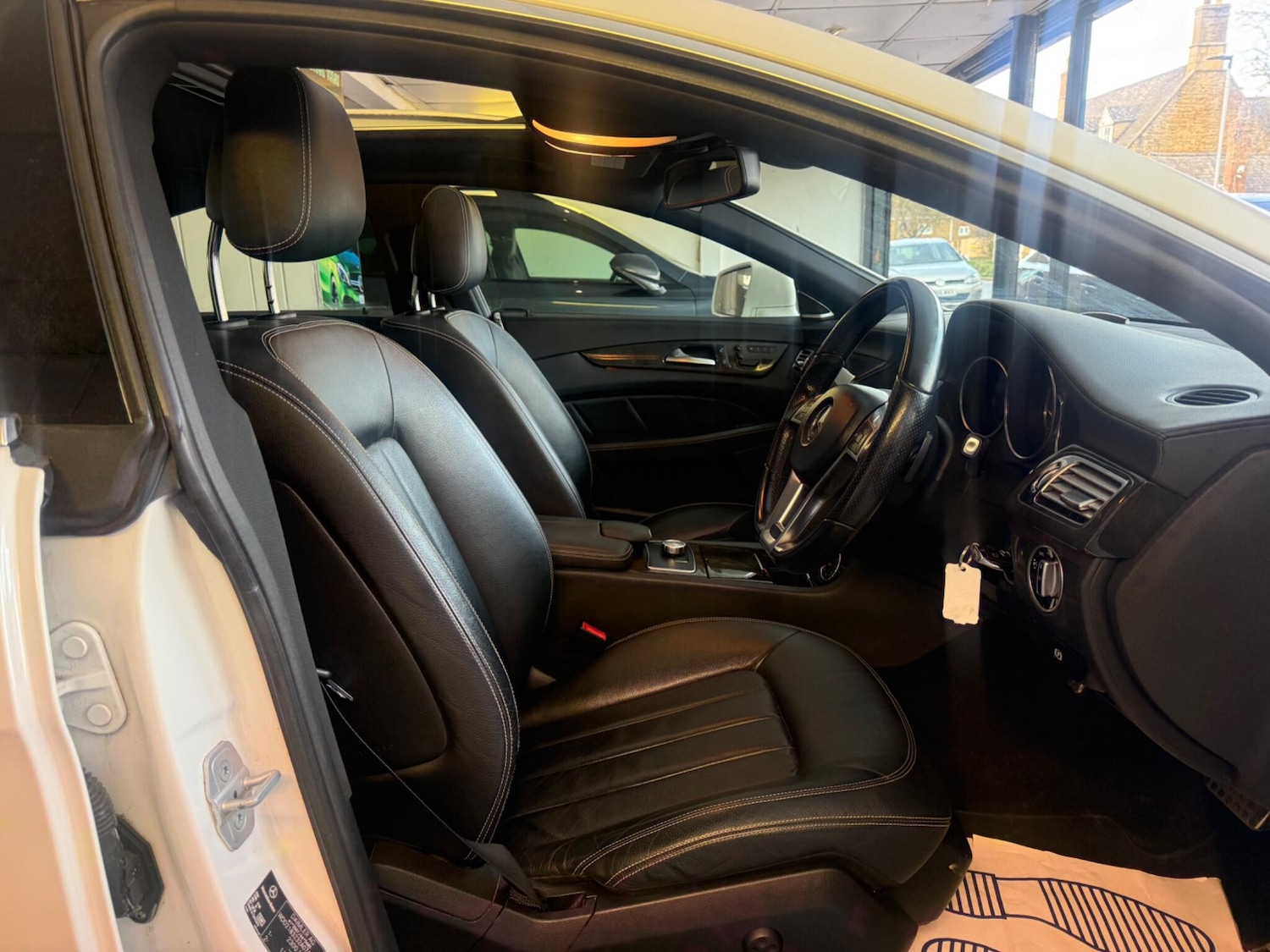 Used Mercedes-Benz CLS 2012 for sale - 77585883: Photo 10