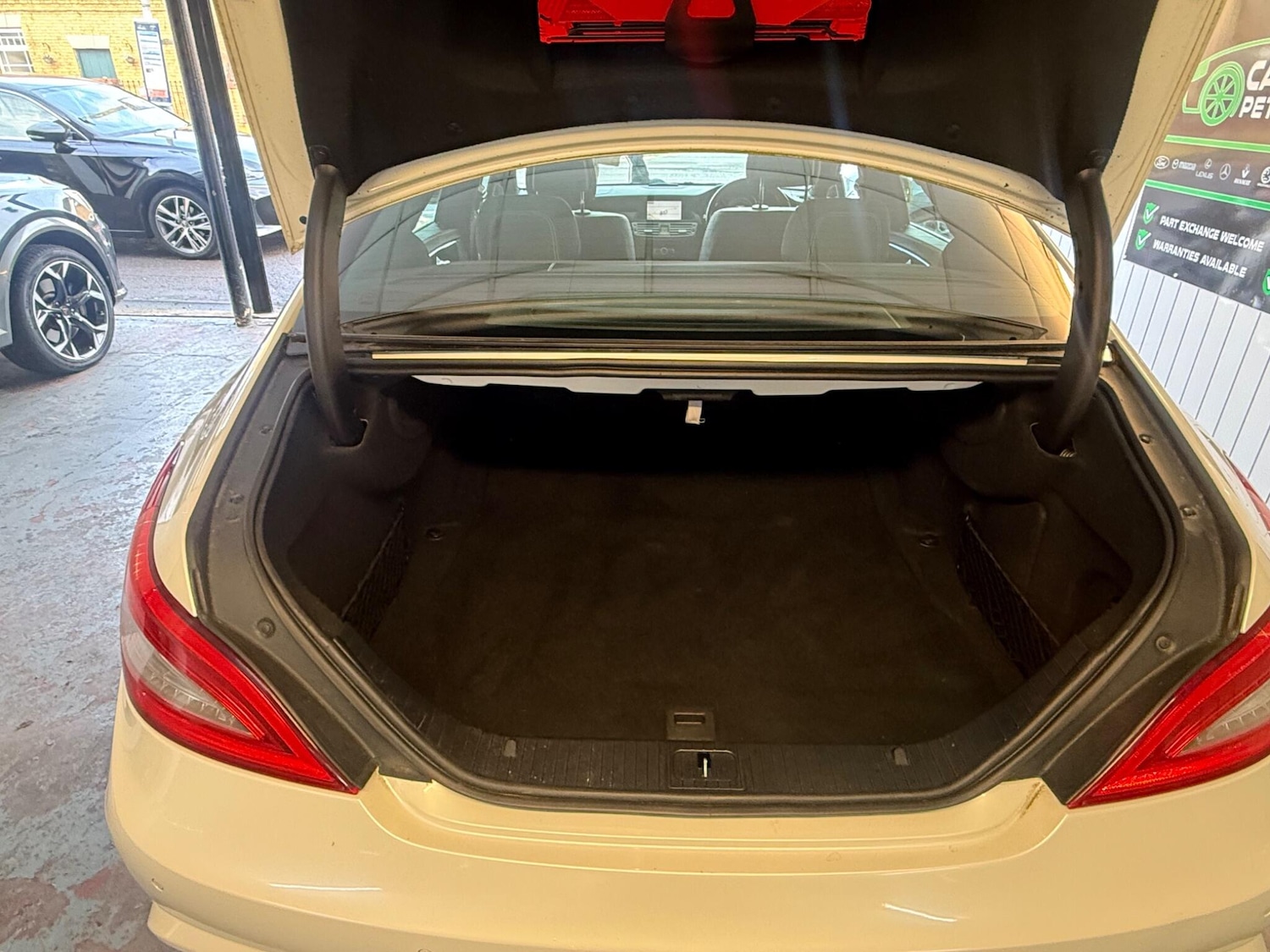 Used Mercedes-Benz CLS 2012 for sale - 77585883: Photo 19