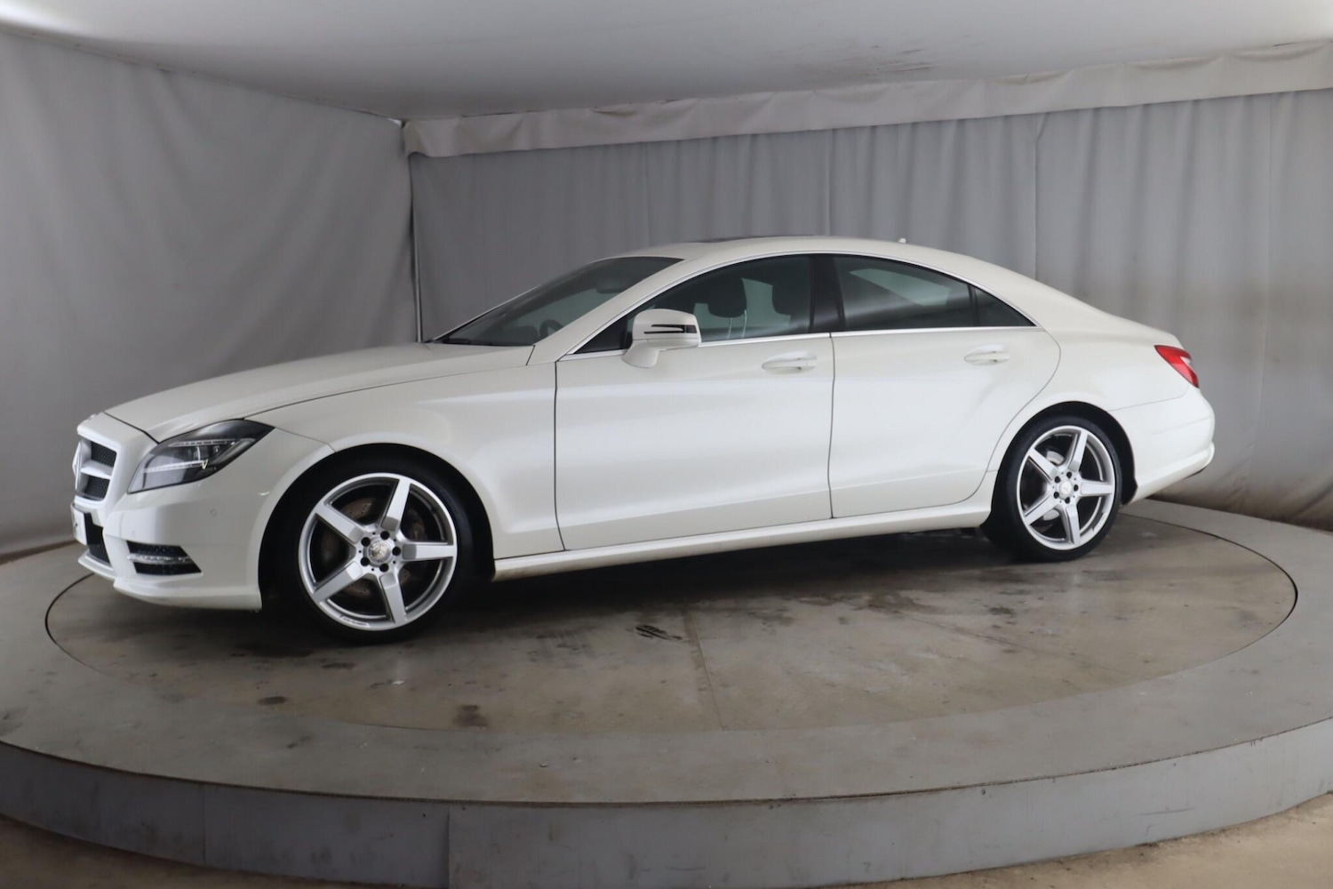 Used Mercedes-Benz CLS 2012 for sale - 77585883: Photo 2