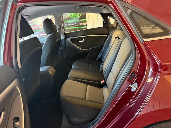 Used Hyundai i30 2015 for sale - 76072711: Photo 13