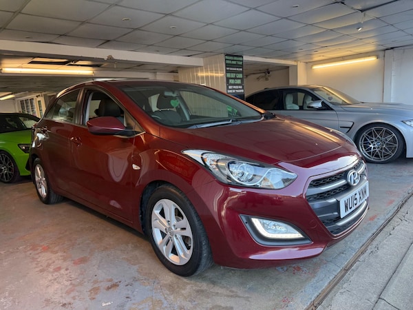 Used Hyundai i30 2015 for sale - 76072711: Photo 3