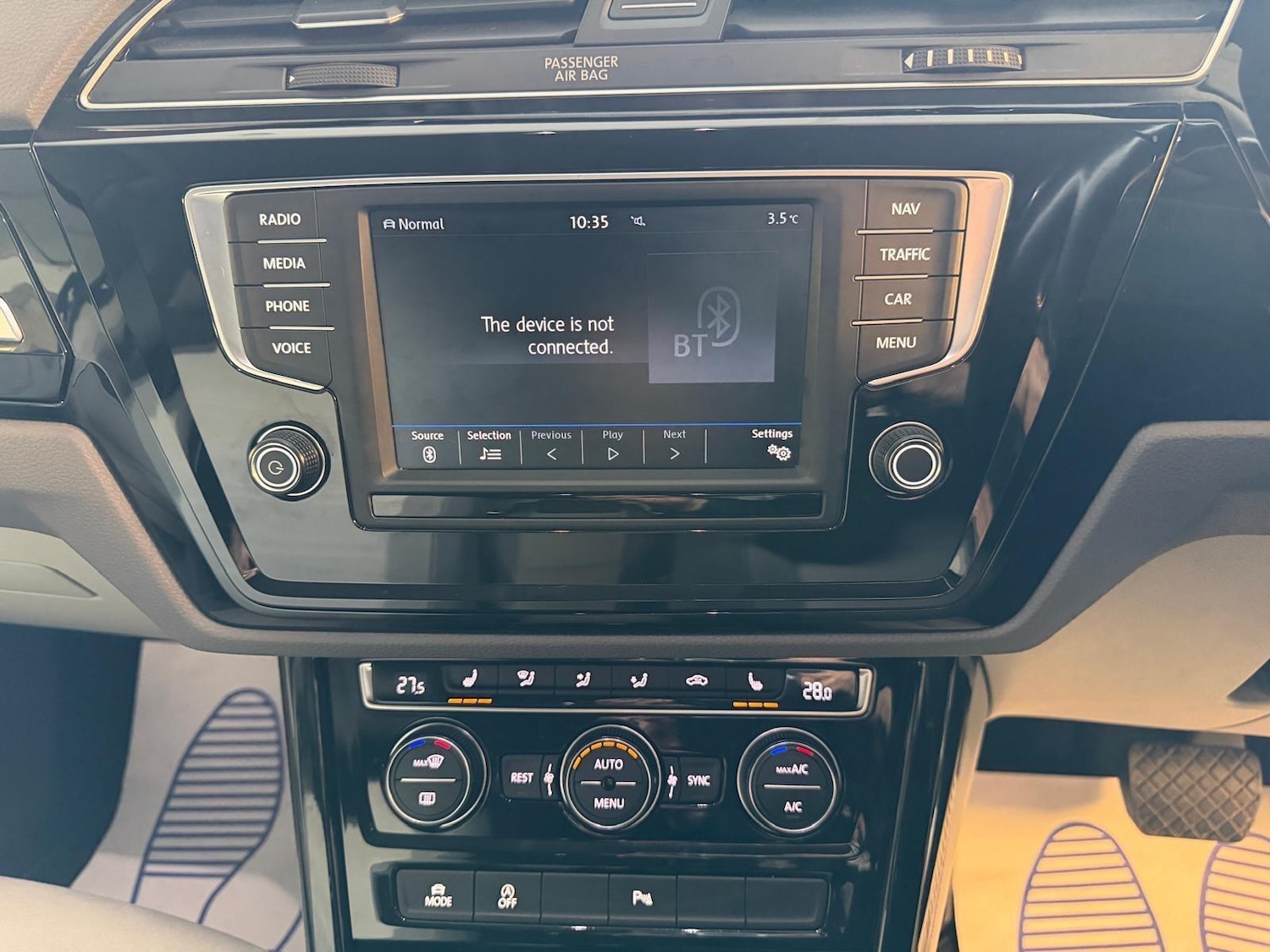 Used Volkswagen Touran 2016 for sale - 77344434: Photo 16