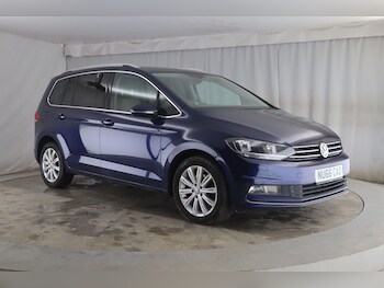 Used Volkswagen Touran 2016 for sale - 77344434: Photo