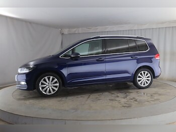 Used Volkswagen Touran 2016 for sale - 77344434: Photo
