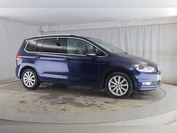 Used Volkswagen Touran 2016 for sale - 77344434: Photo