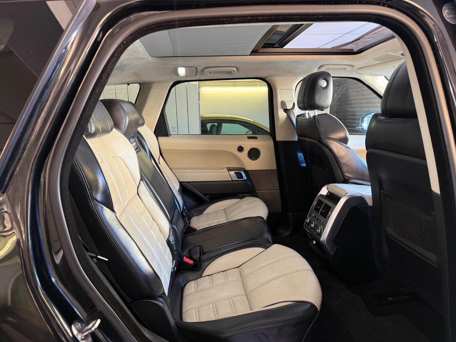 Used Land Rover Range Rover Sport 2014 for sale - 77549421: Photo 10