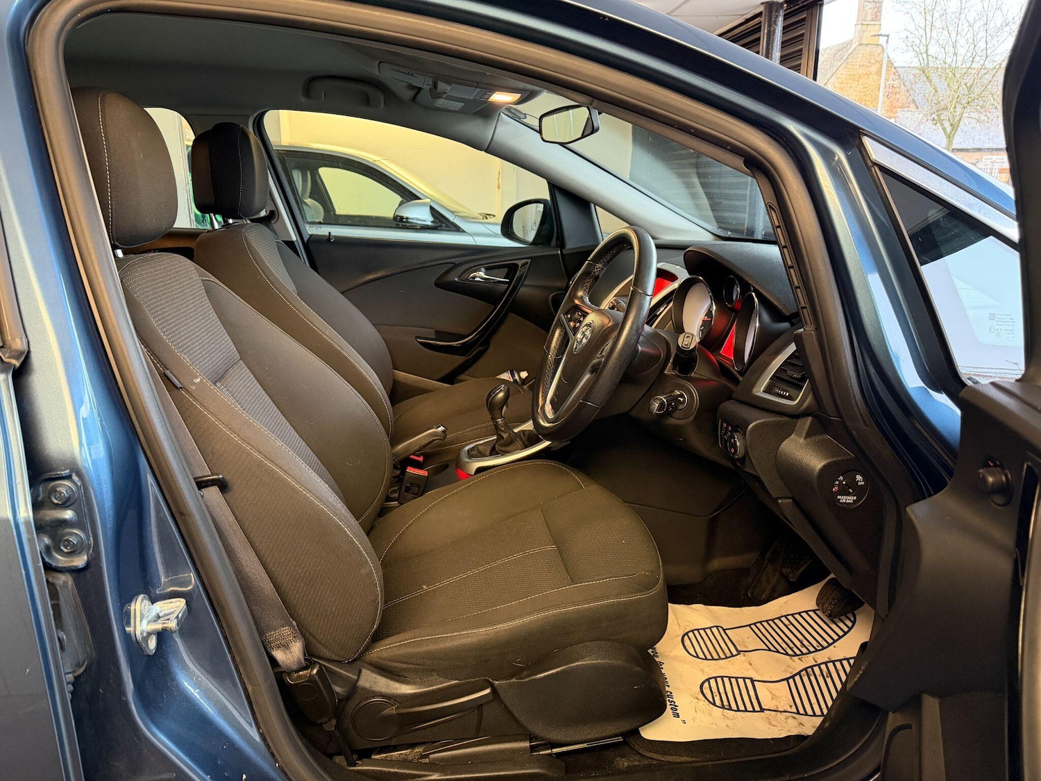 Used Vauxhall Astra 2015 for sale - 77166503: Photo 10