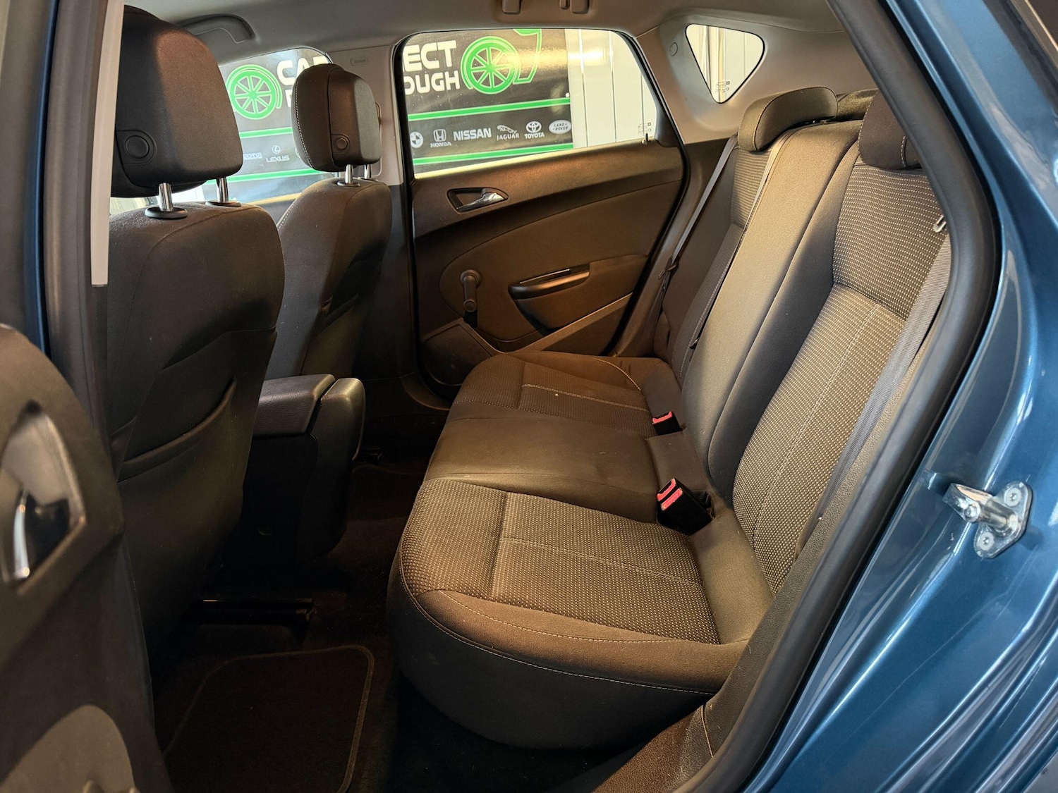 Used Vauxhall Astra 2015 for sale - 77166503: Photo 14