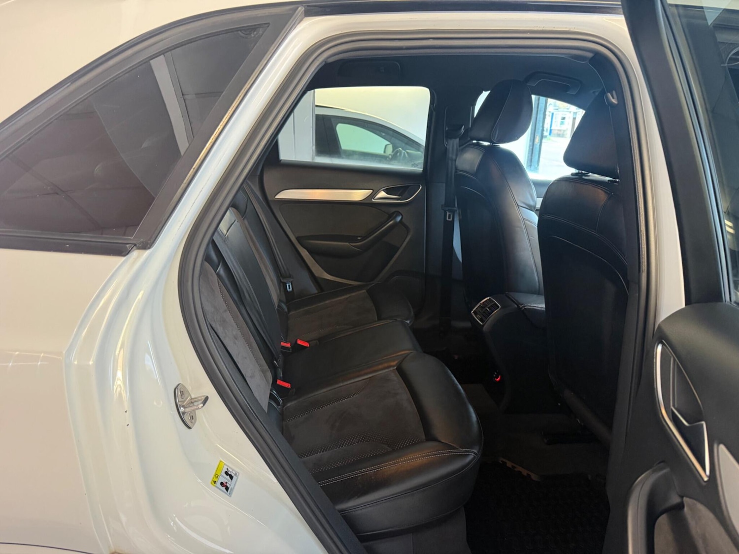 Used Audi Q3 2016 for sale - 76377910: Photo 10