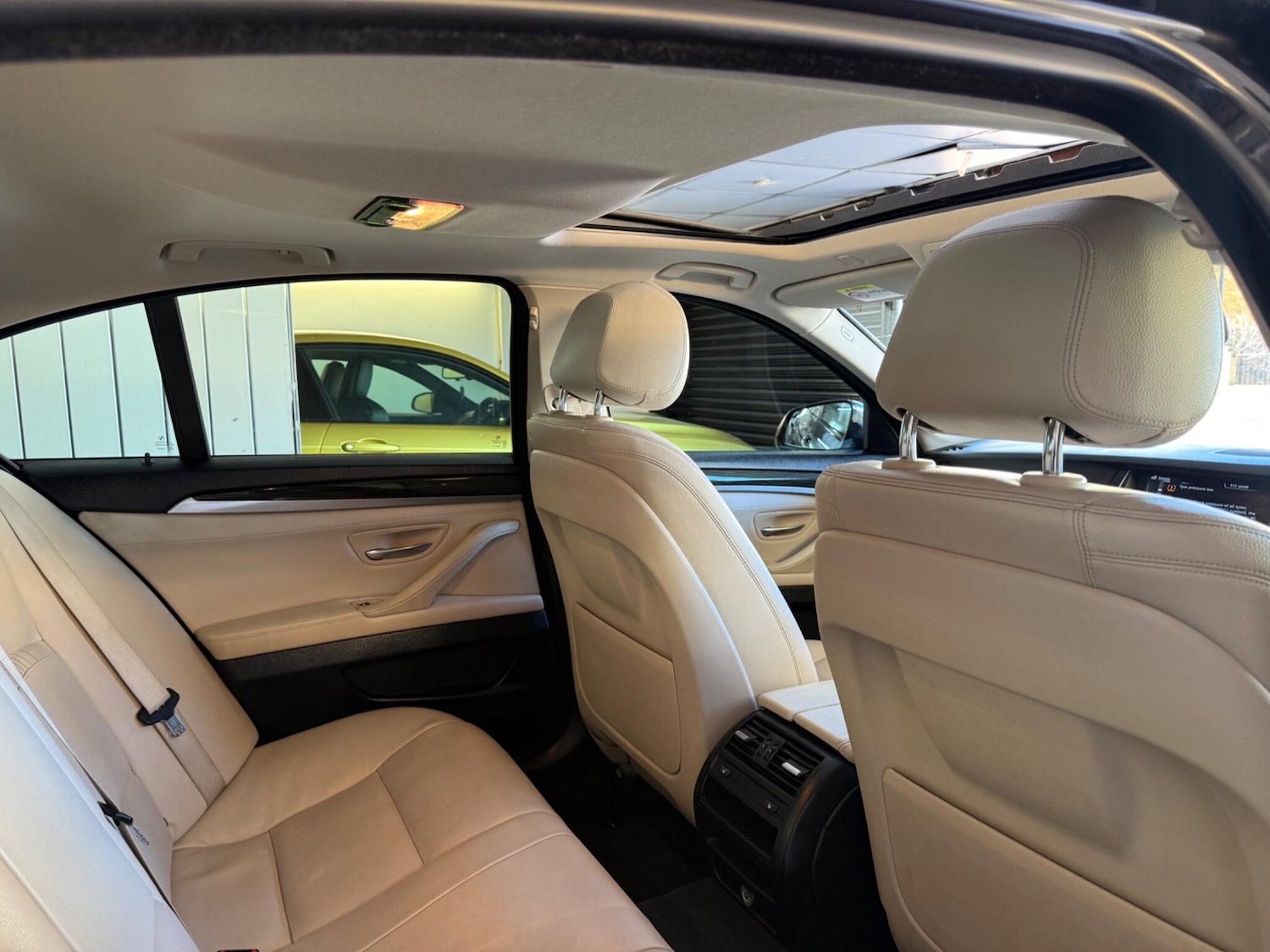 Used BMW 5 Series 2014 for sale - 77940349: Photo 15