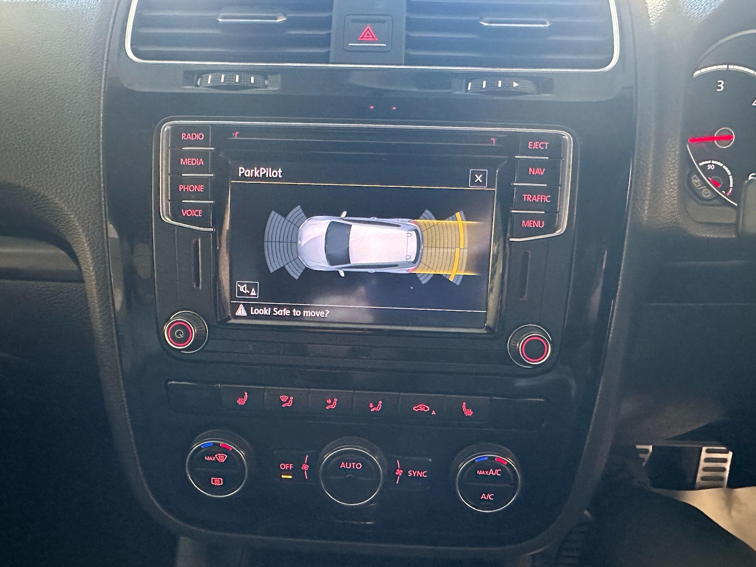 Used Volkswagen Scirocco for sale - 77074881: Photo 16