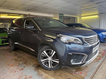 Used Peugeot 5008 2018 for sale - 76824822: Photo