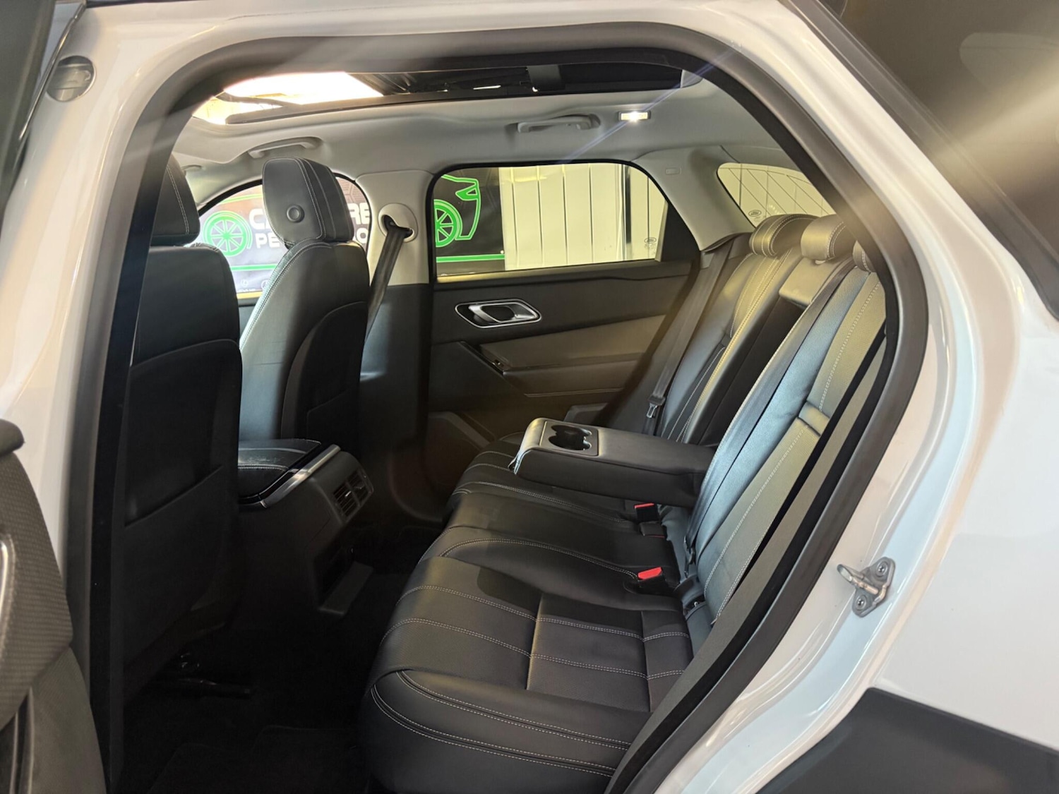 Used Land Rover Range Rover Velar 2017 for sale - 76994078: Photo 20