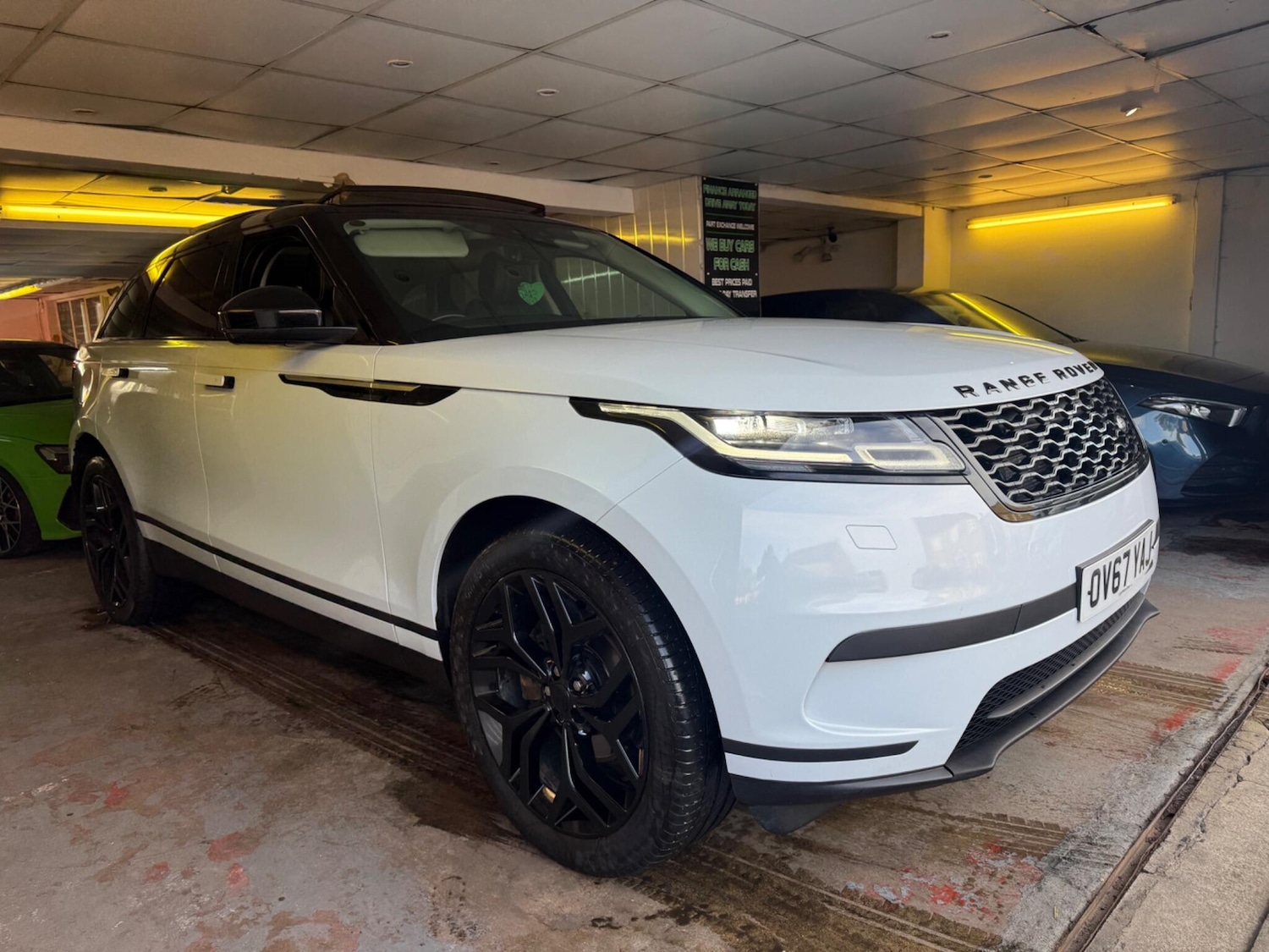 Used Land Rover Range Rover Velar 2017 for sale - 76994078: Photo 3