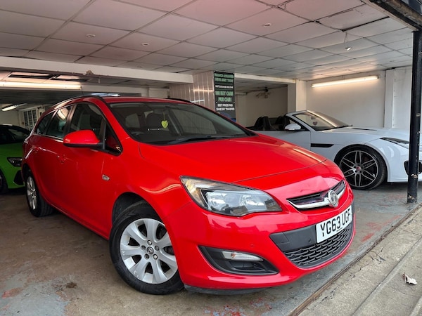 Used Vauxhall Astra 2013 for sale - 76158846: Photo 1