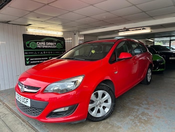 Used Vauxhall Astra 2013 for sale - 76158846: Photo 2