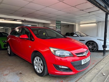 Used Vauxhall Astra 2013 for sale - 76158846: Photo 3