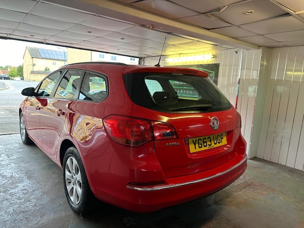 Used Vauxhall Astra 2013 for sale - 76158846: Photo 6