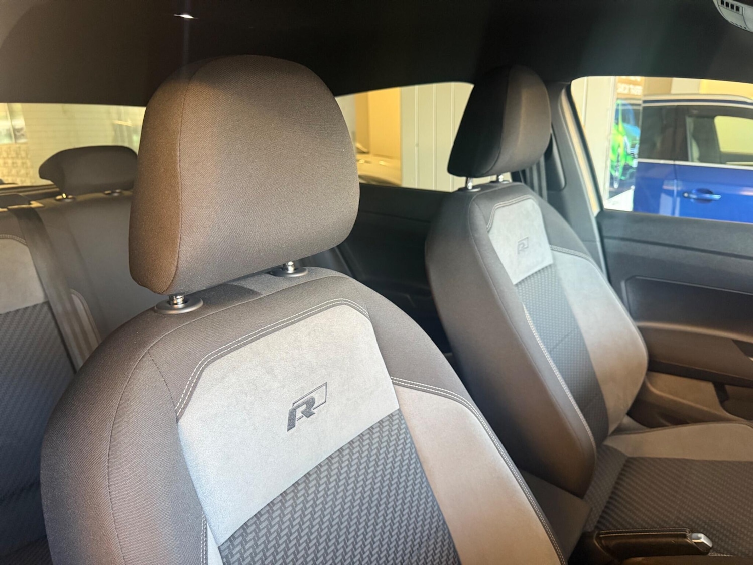 Used Volkswagen Polo 2018 for sale - 76633396: Photo 12