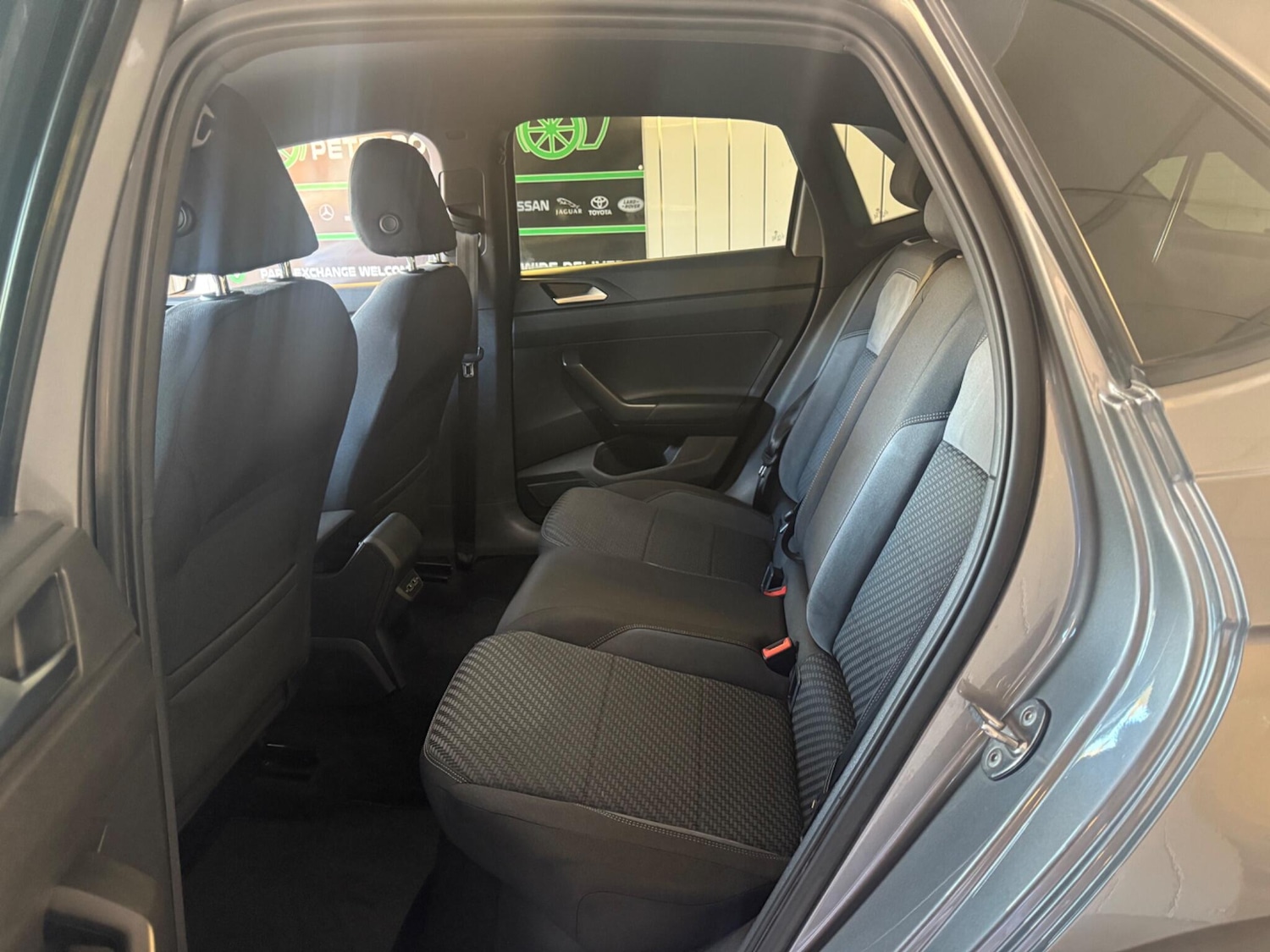 Used Volkswagen Polo 2018 for sale - 76633396: Photo 15