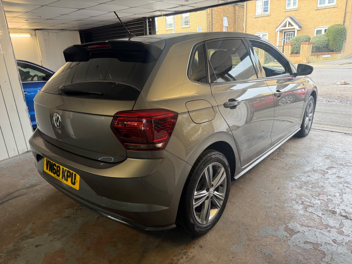 Used Volkswagen Polo 2018 for sale - 76633396: Photo 7