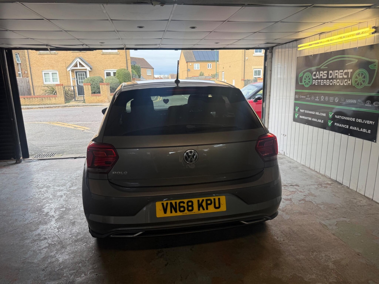 Used Volkswagen Polo 2018 for sale - 76633396: Photo 8