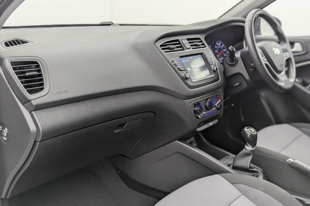 Used Hyundai i20 2019 for sale - 77212322: Photo 21