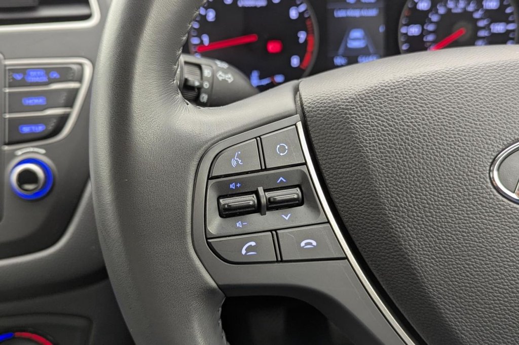 Used Hyundai i20 2019 for sale - 77212322: Photo 29