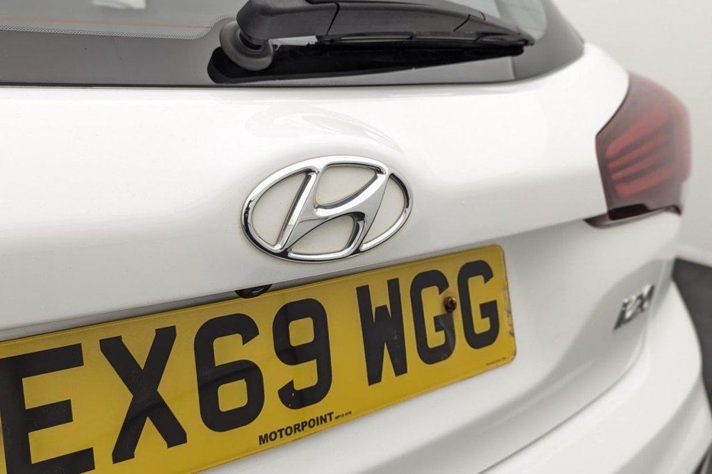Used Hyundai i20 2019 for sale - 77212322: Photo 38