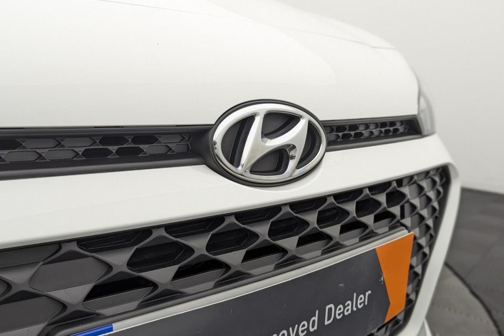 Used Hyundai i20 2019 for sale - 77212322: Photo 43