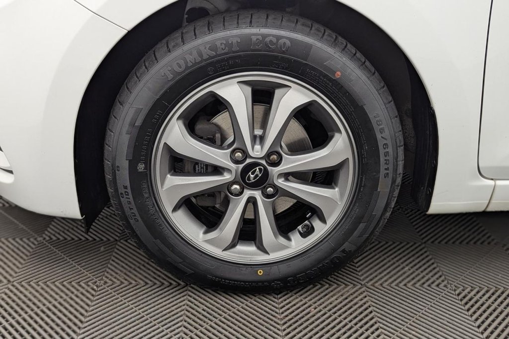 Used Hyundai i20 2019 for sale - 77212322: Photo 49