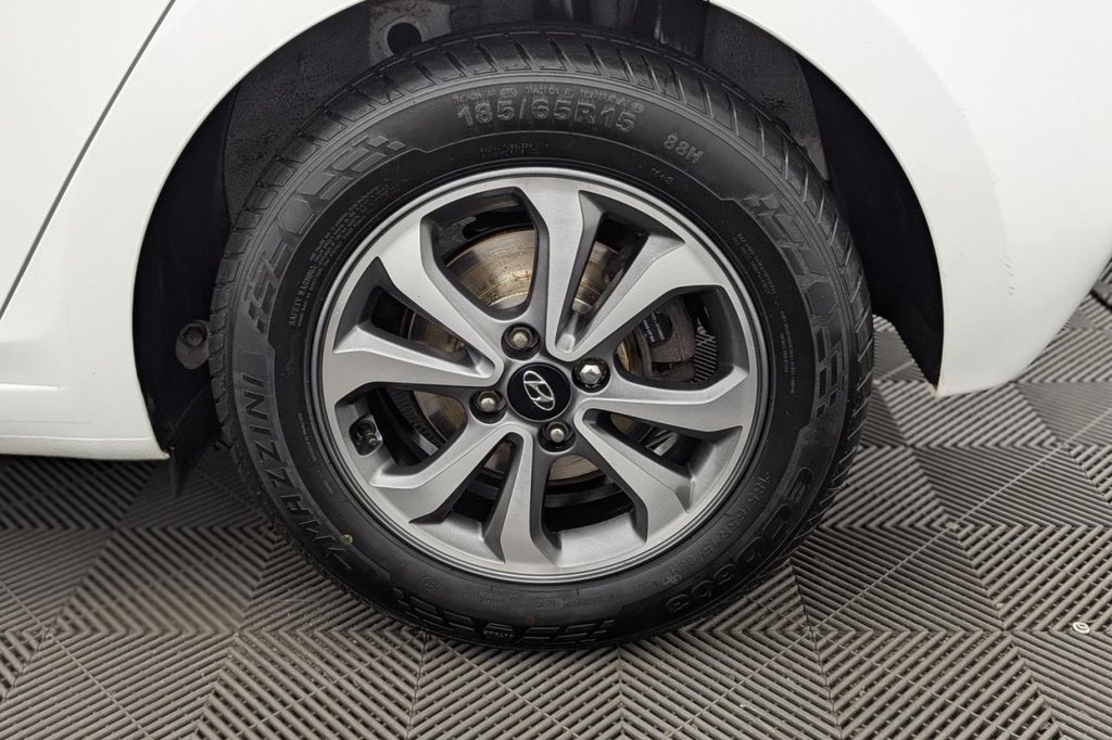 Used Hyundai i20 2019 for sale - 77212322: Photo 50