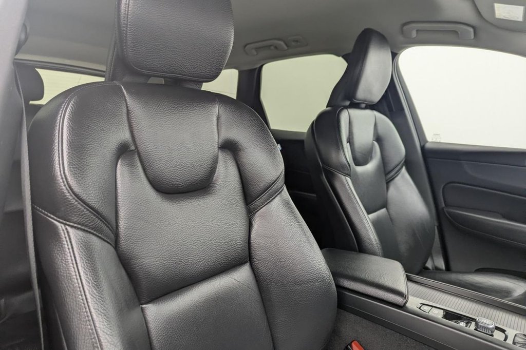 Used Volvo XC60 2019 for sale - 77937079: Photo 15