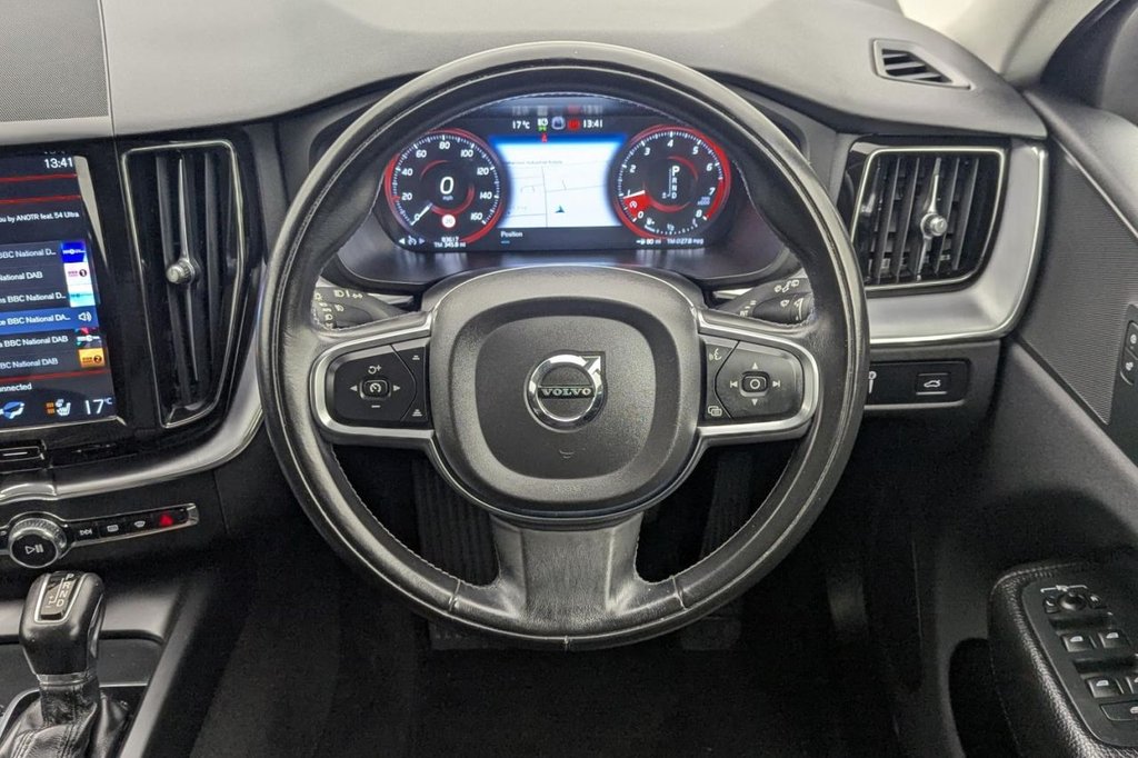 Used Volvo XC60 2019 for sale - 77937079: Photo 33
