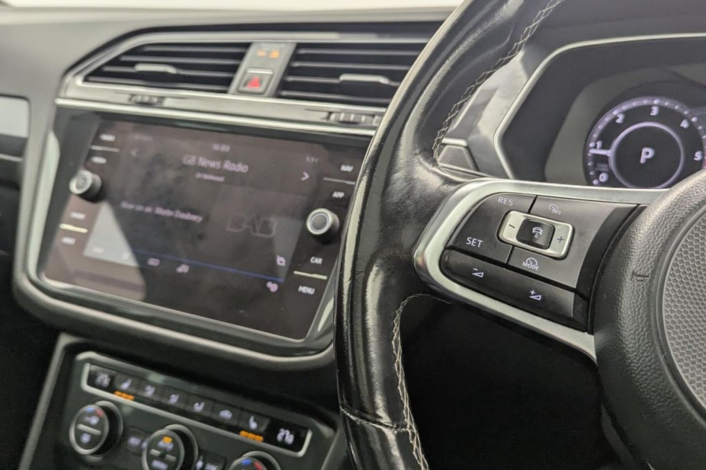 Used Volkswagen Tiguan 2018 for sale - 77356189: Photo 14