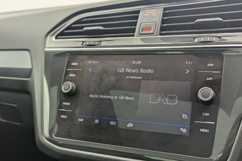 Used Volkswagen Tiguan 2018 for sale - 77356189: Photo 29