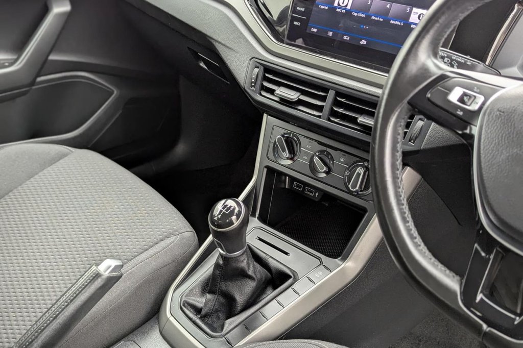 Used Volkswagen Polo 2018 for sale - 77212238: Photo 32